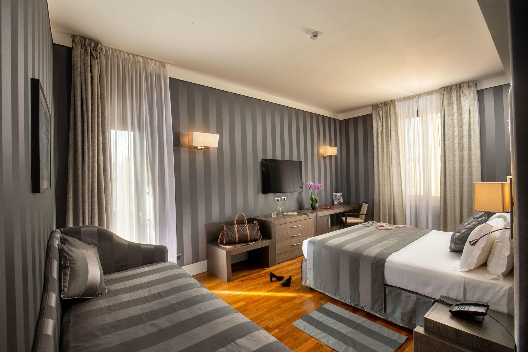 Monti Palace 4* Roma
